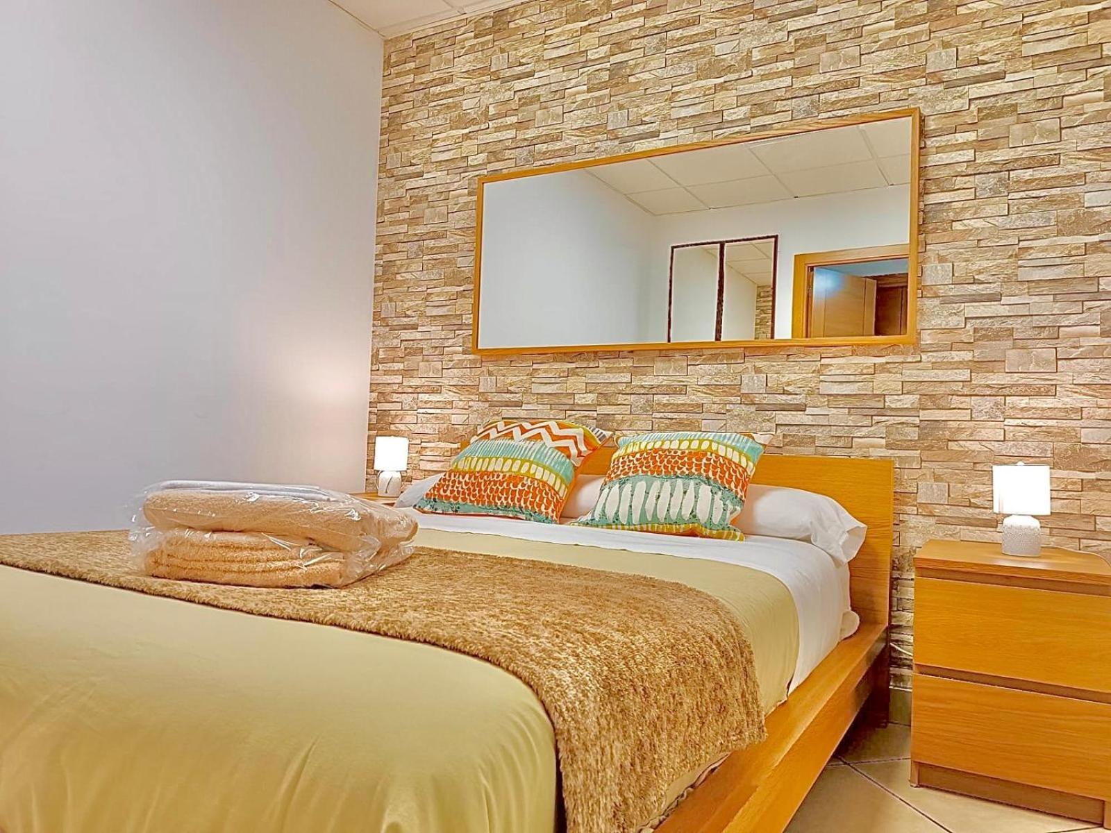 מאלגה Apartamento El Bambu Cerca Del Mar מראה חיצוני תמונה