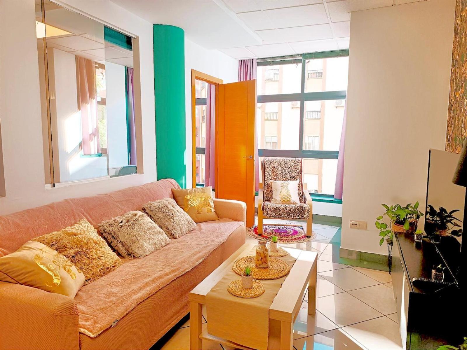 מאלגה Apartamento El Bambu Cerca Del Mar מראה חיצוני תמונה