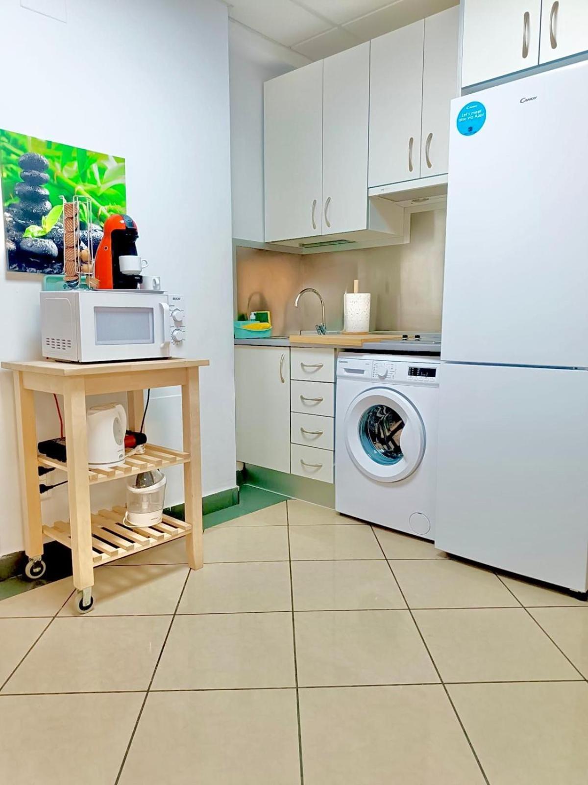 מאלגה Apartamento El Bambu Cerca Del Mar מראה חיצוני תמונה